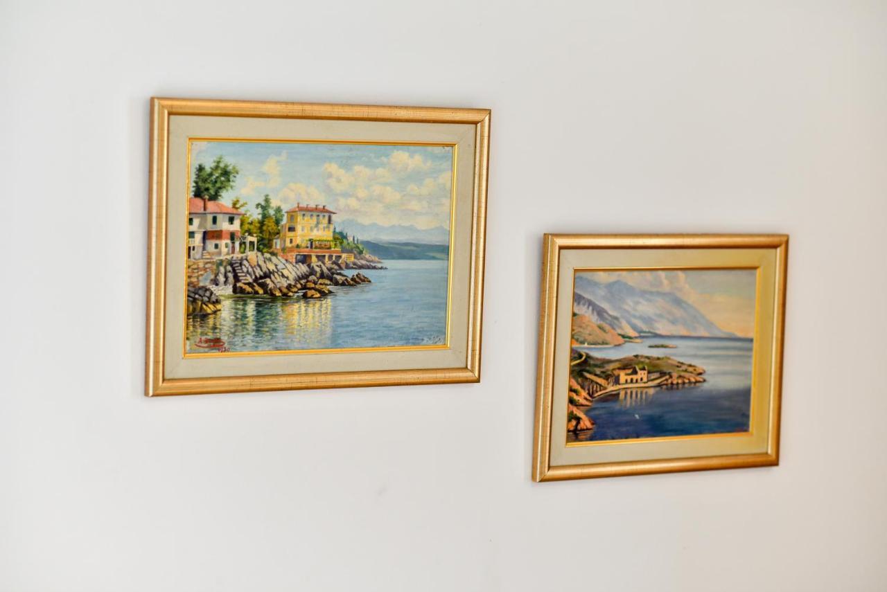 Nena Apartment Sukosan Luaran gambar